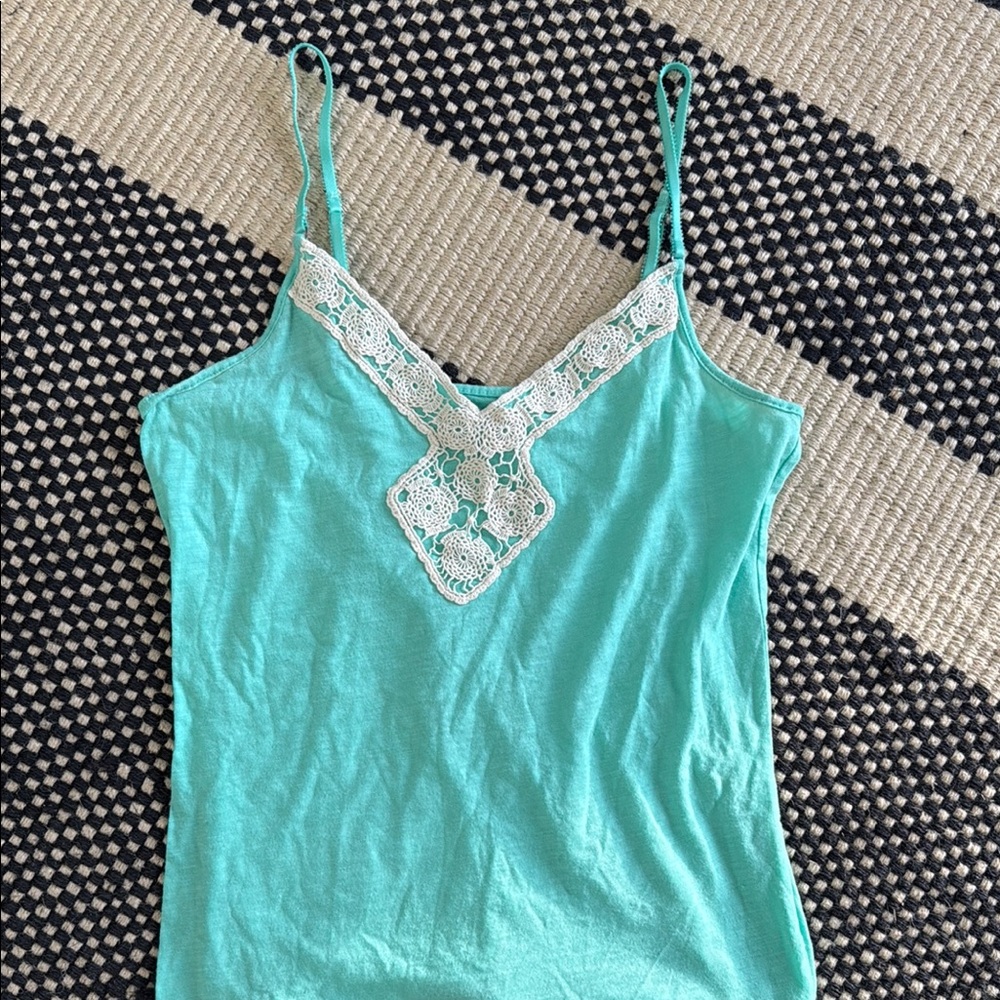 AMERICAN EAGLE Mint Green Lace Trim Women's Top